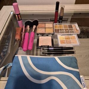 New Make Up Bundle